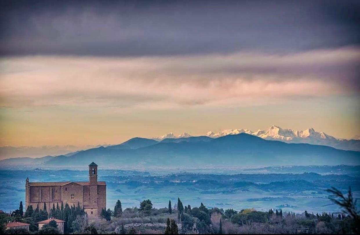 Agriturismo Casallario Volterra Exterior photo